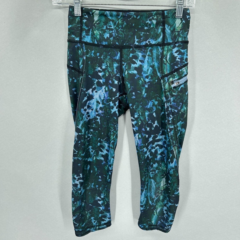 Lululemon Run‎ Leggings Womens 2 Top Speed Crop Blue Green Floral Backdrop 17"